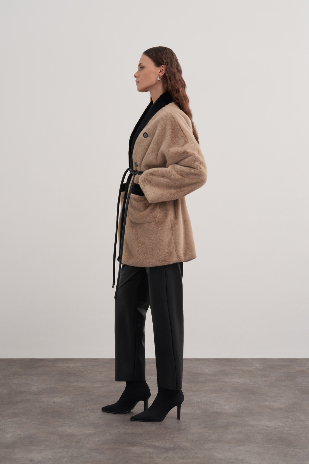 Button Detailed Plush Coat