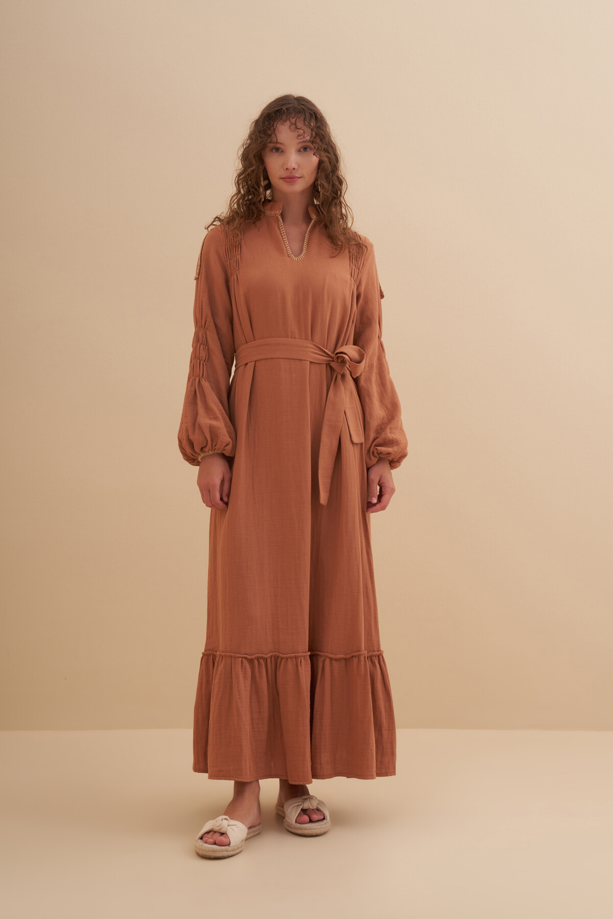 Dikiş Detaylı Müslin Elbise