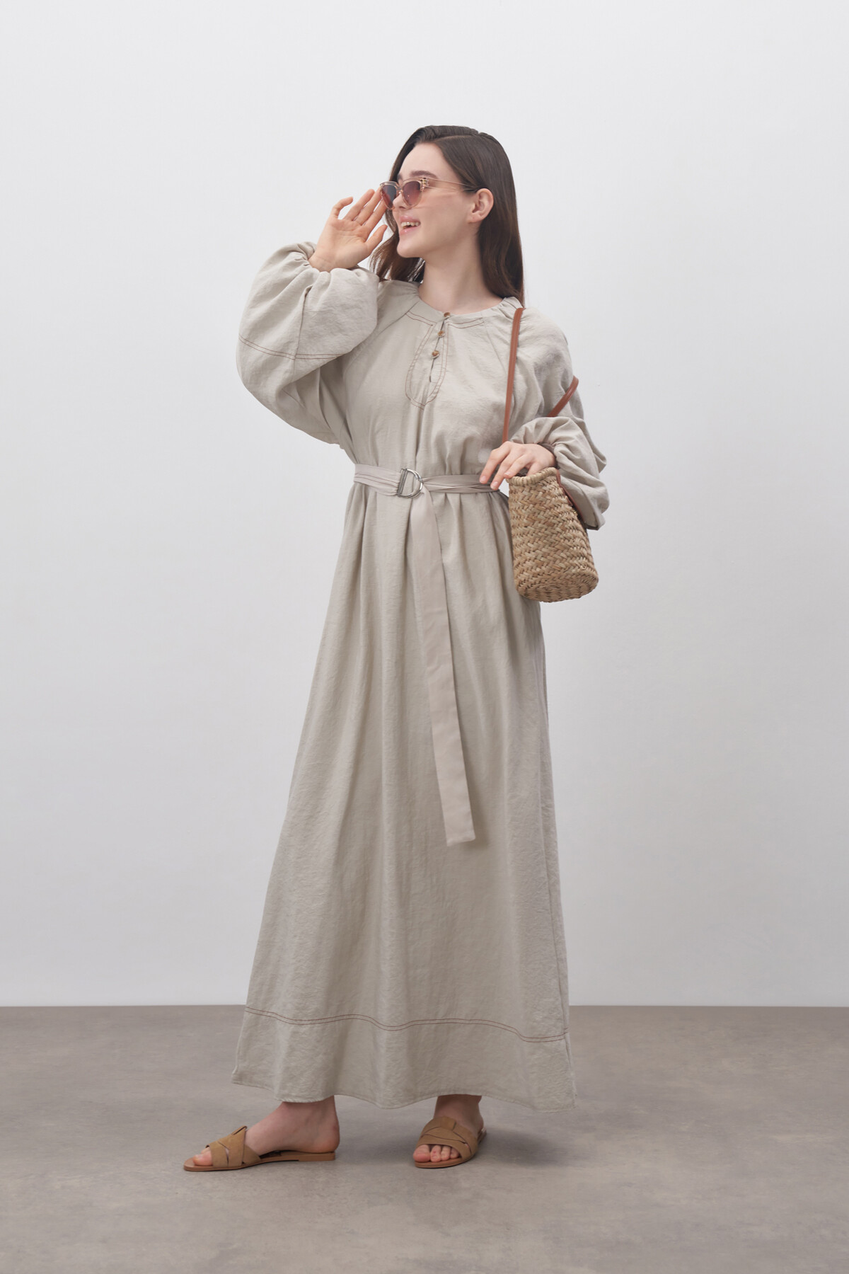 Dikiş Detaylı Elbise