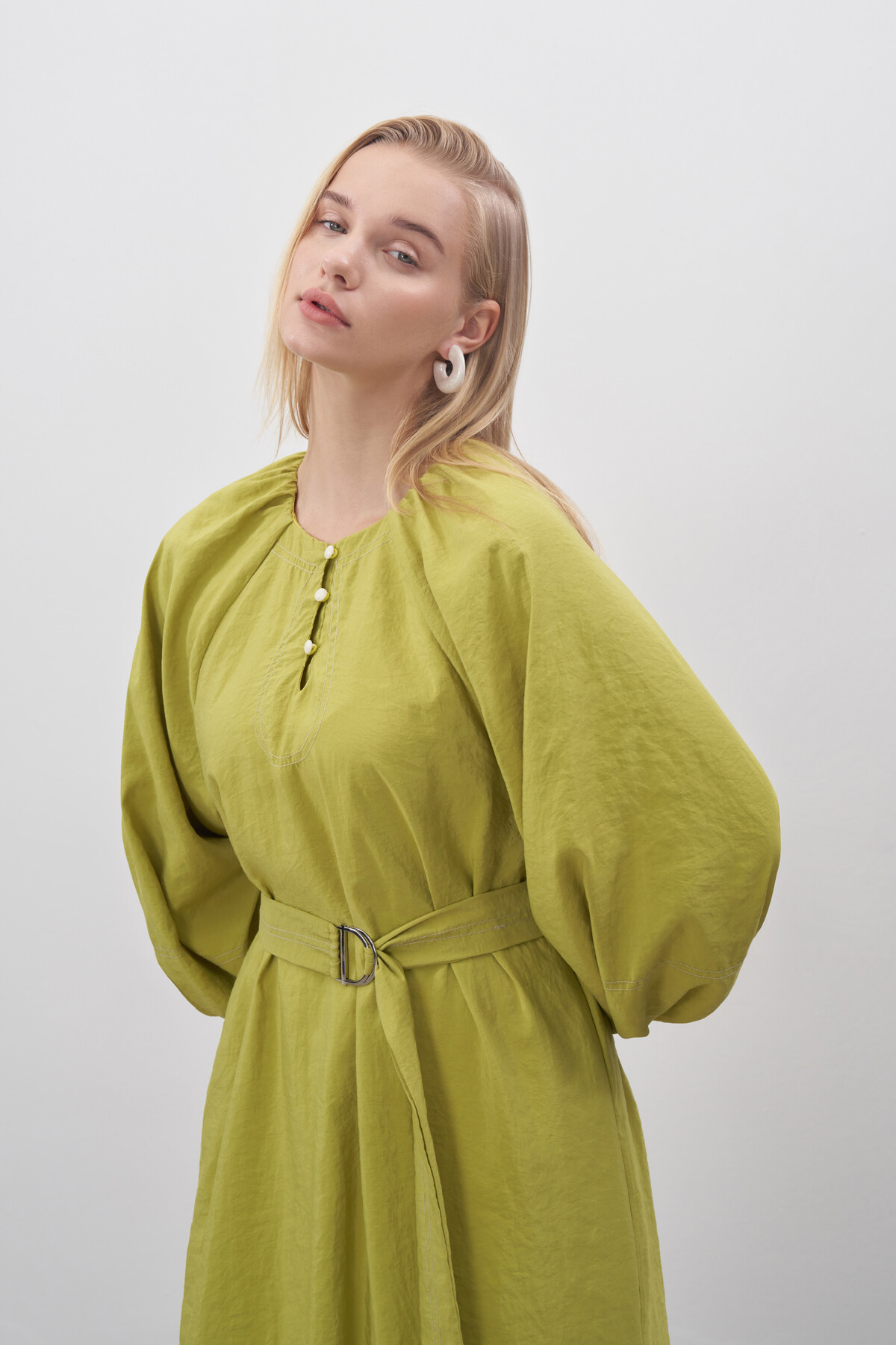 Dikiş Detaylı Elbise