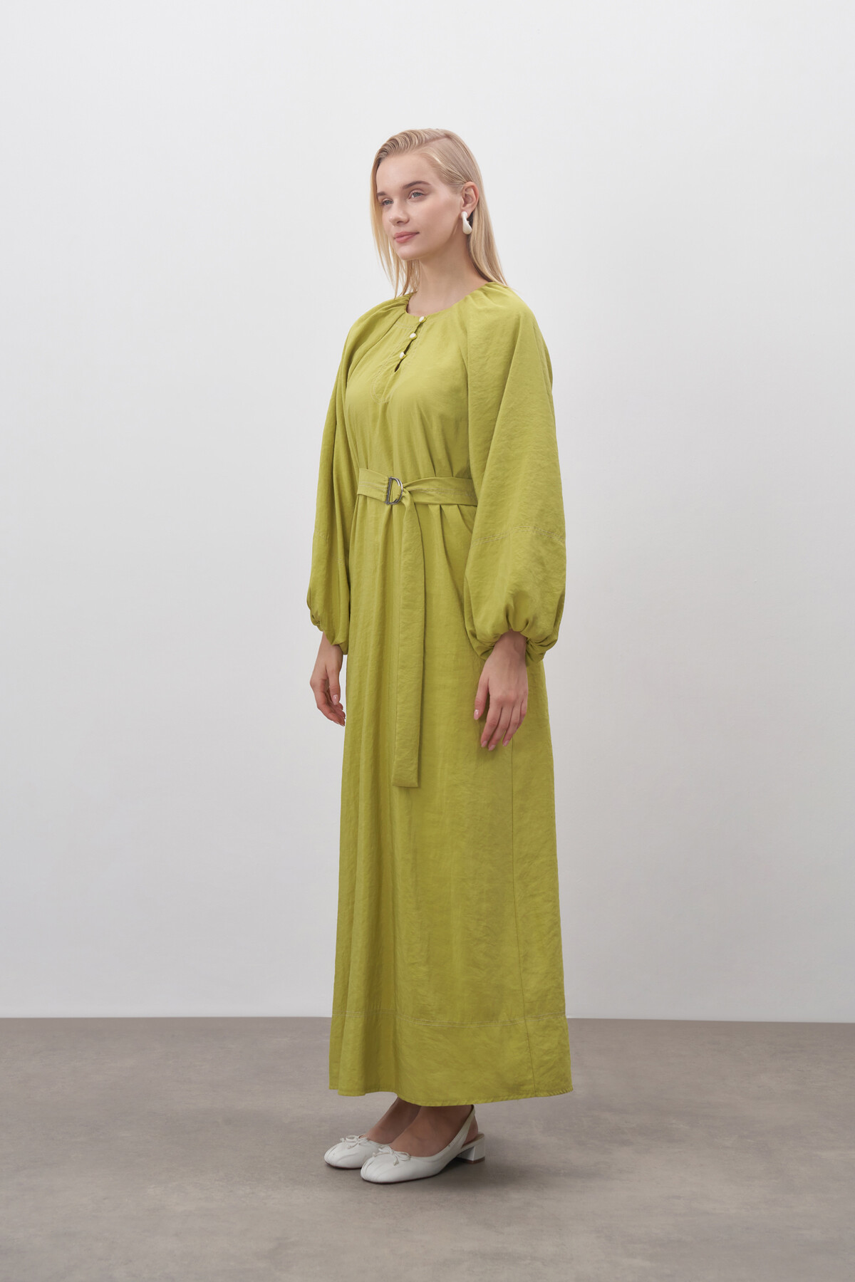 Dikiş Detaylı Elbise