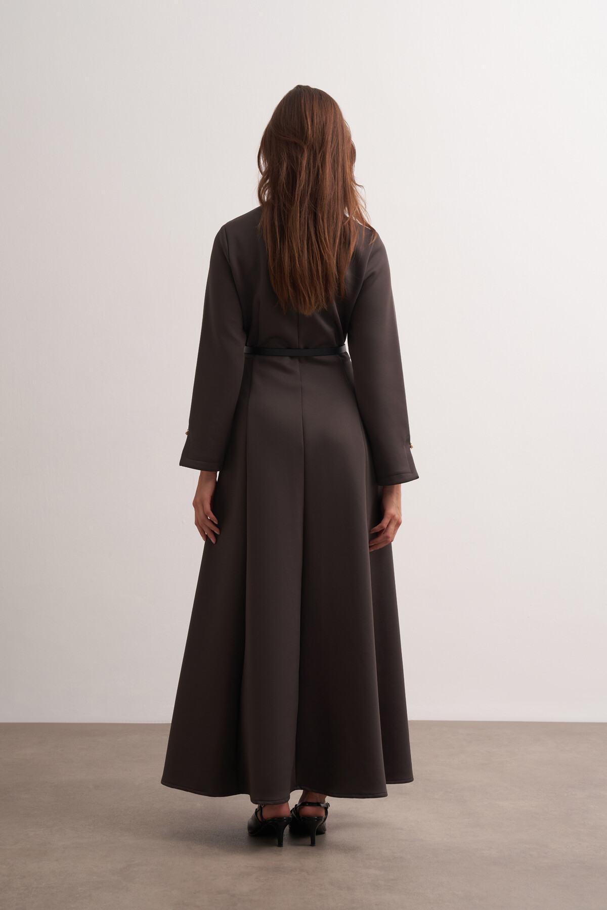 Belden Oturtmalı Kemerli Elbise