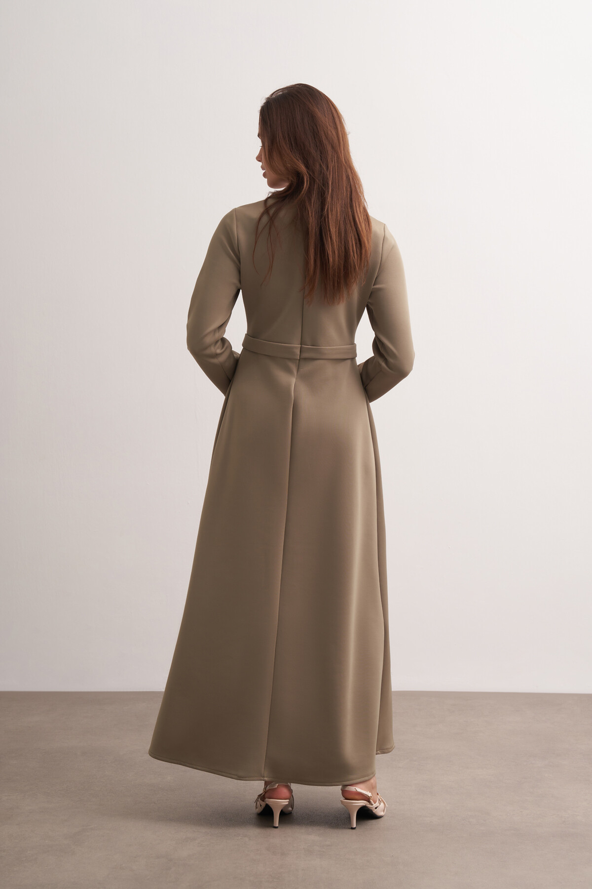 Gül Tokalı Dikiş Detaylı Scuba Elbise