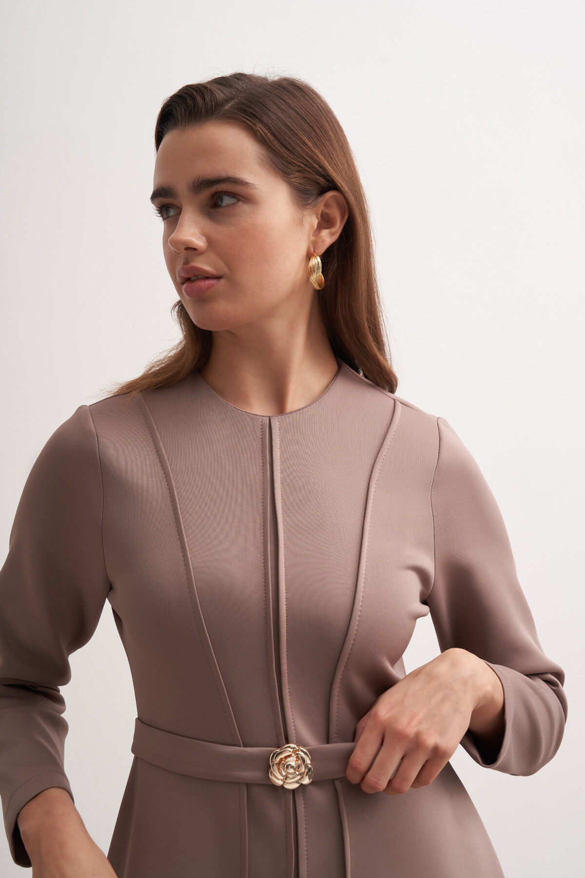 Gül Tokalı Dikiş Detaylı Scuba Elbise