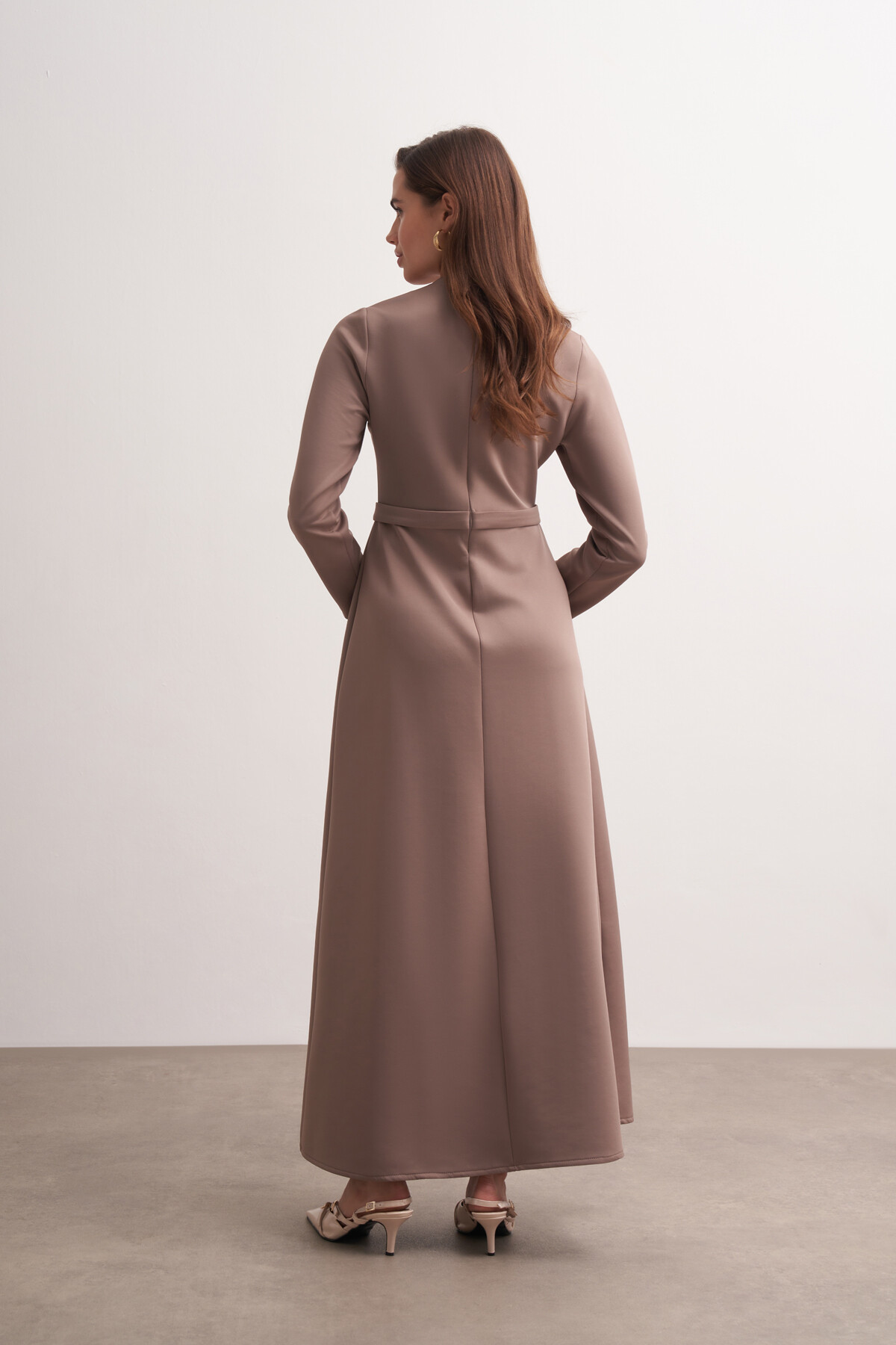 Gül Tokalı Dikiş Detaylı Scuba Elbise