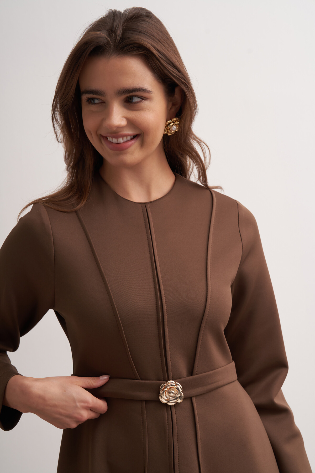 Gül Tokalı Dikiş Detaylı Scuba Elbise