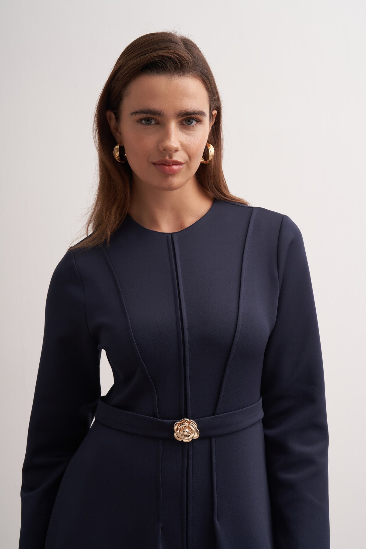 Gül Tokalı Dikiş Detaylı Scuba Elbise