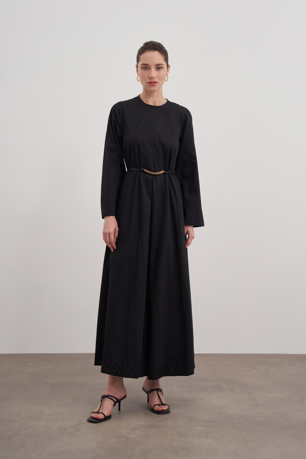 Pile Detaylı Poplin Elbise