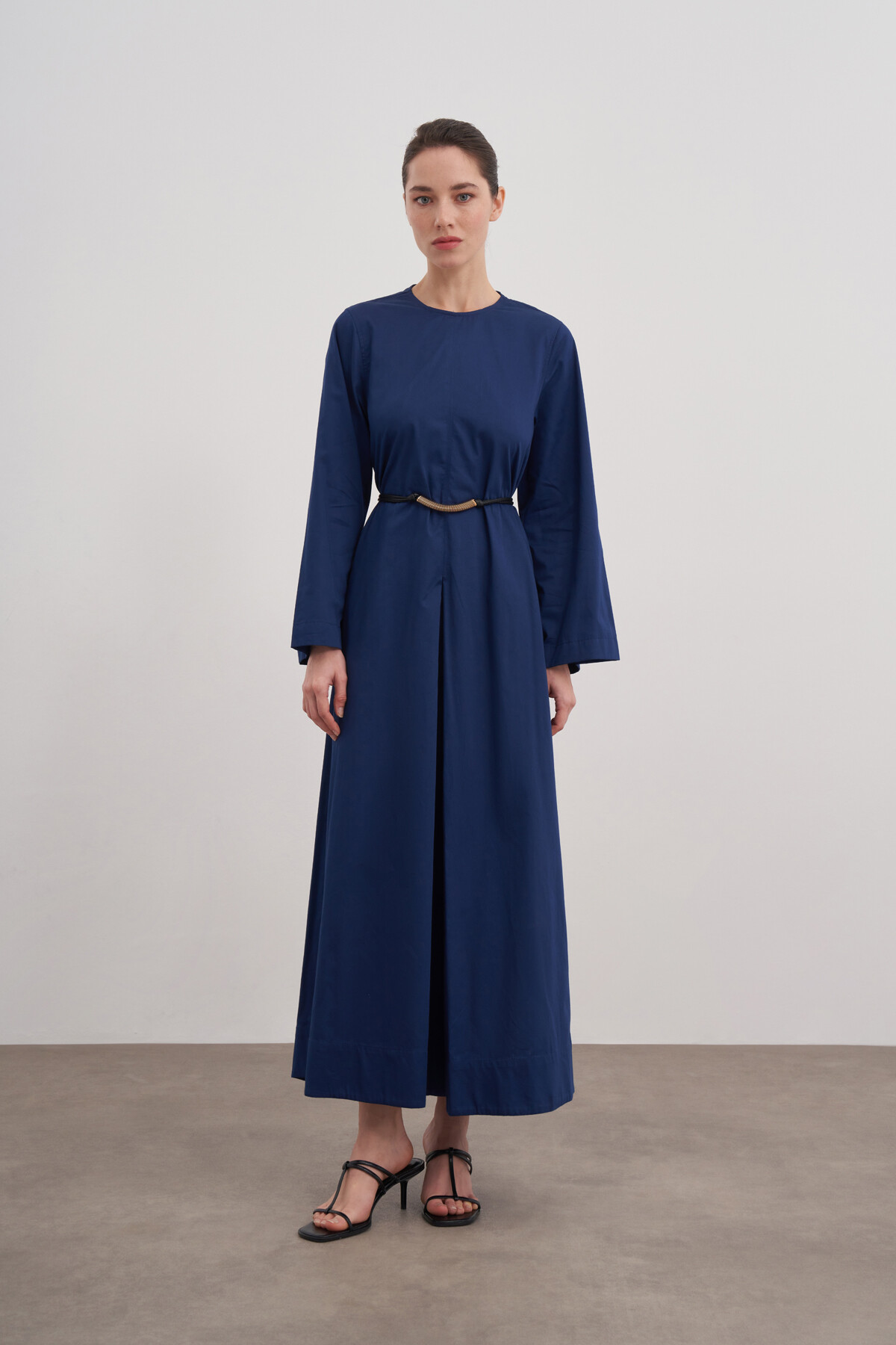 Pile Detaylı Poplin Elbise