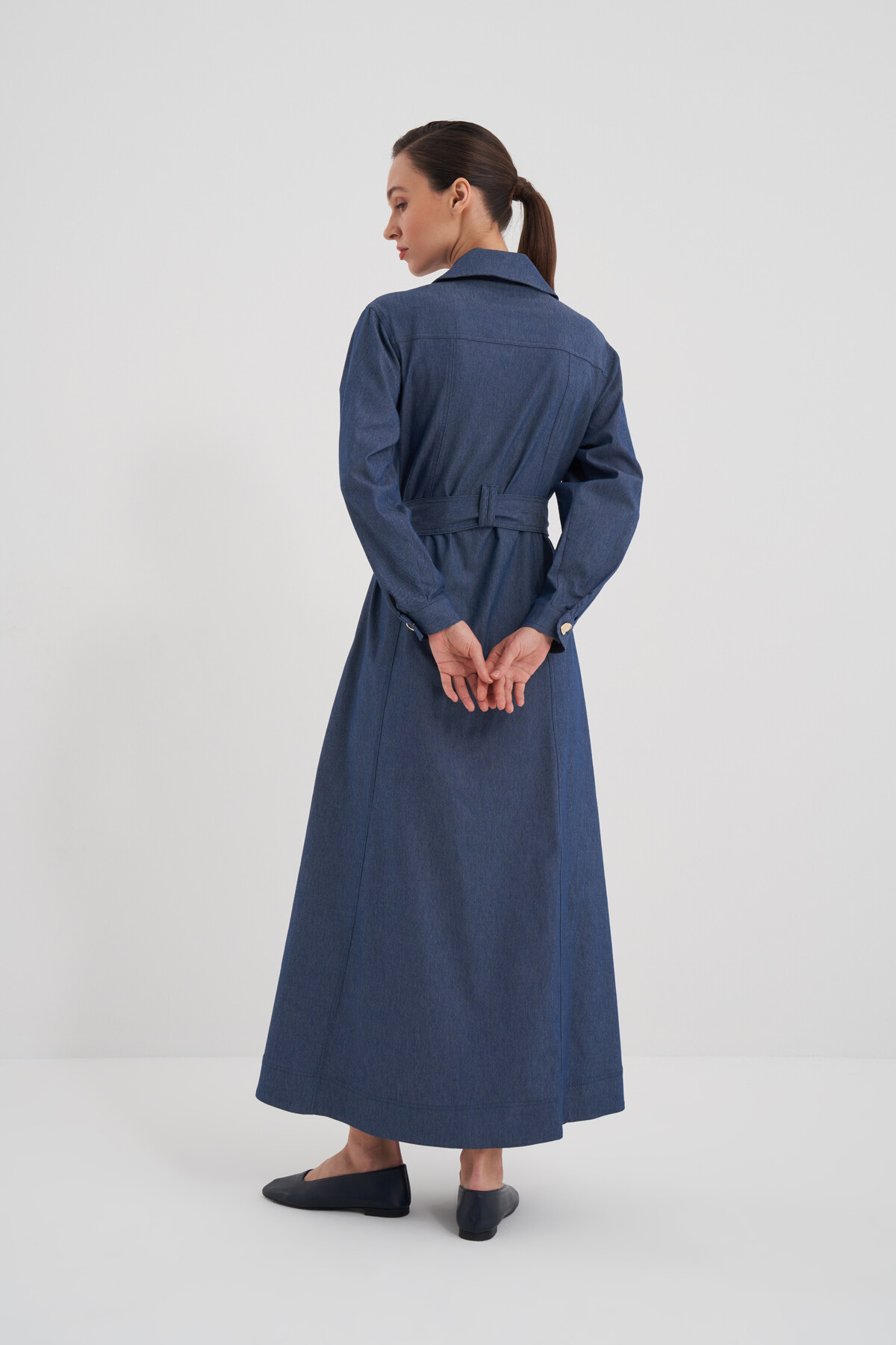 Kuşaklı Boydan Düğmeli Denim Elbise