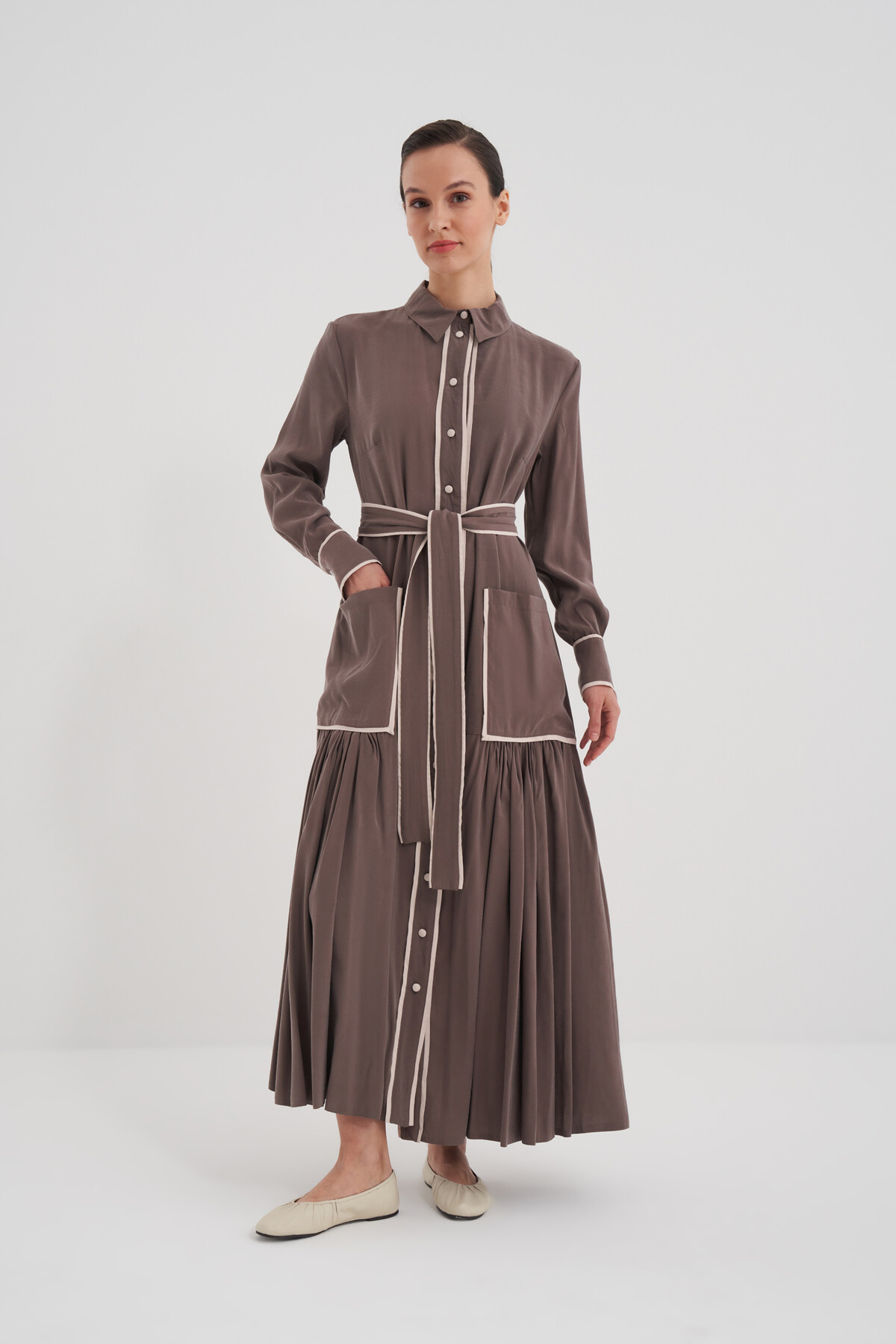 Cep Detaylı Boydan Düğmeli Elbise