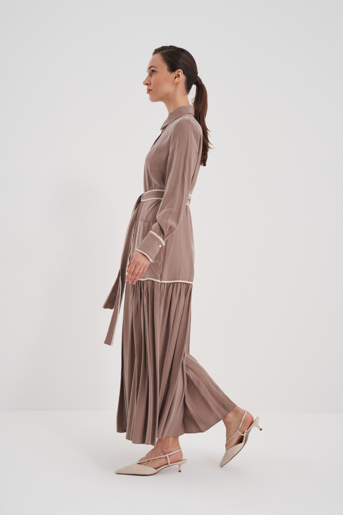 Cep Detaylı Boydan Düğmeli Elbise