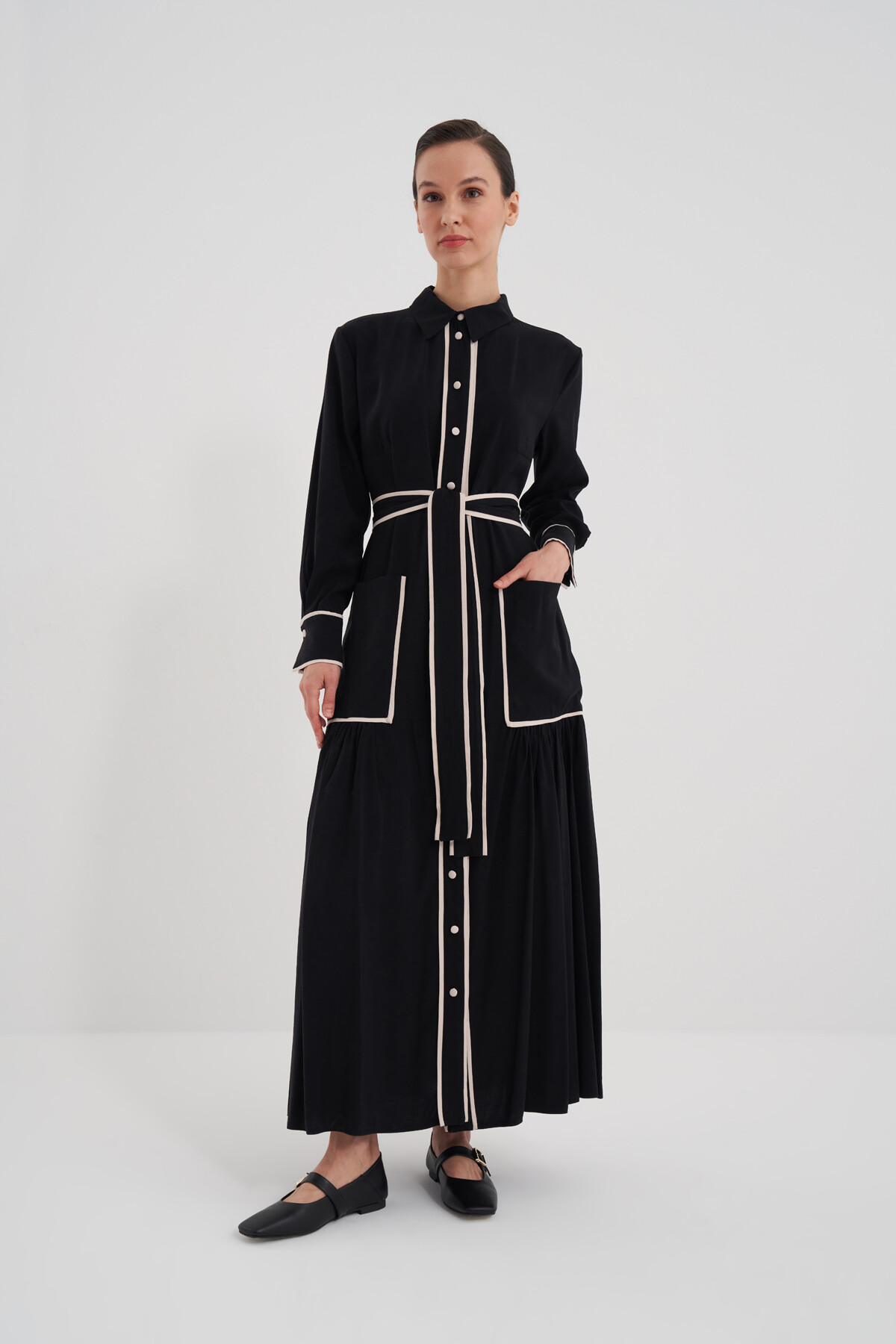 Cep Detaylı Boydan Düğmeli Elbise