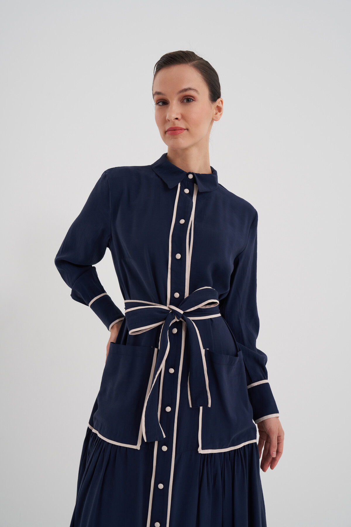 Cep Detaylı Boydan Düğmeli Elbise