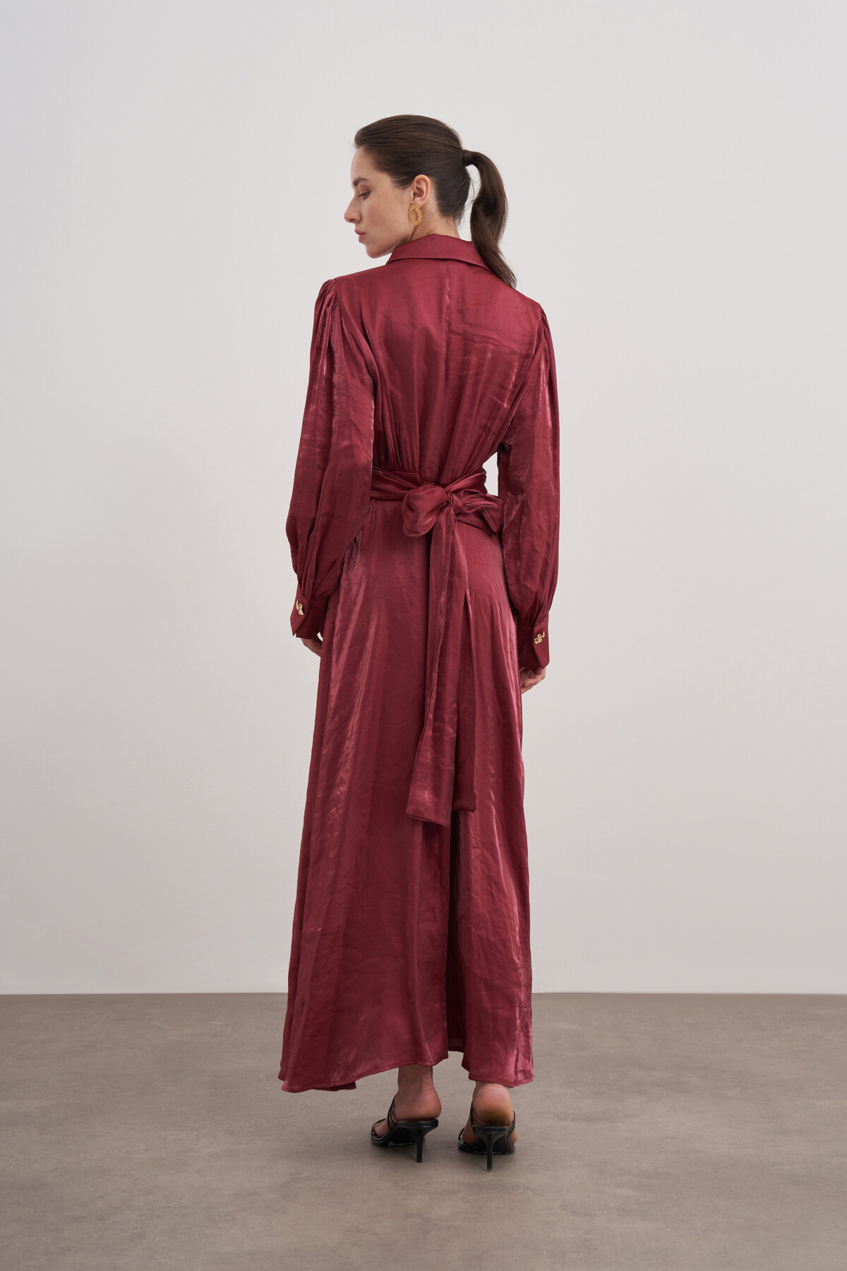 Brooch Tie Detailed Evening Dress