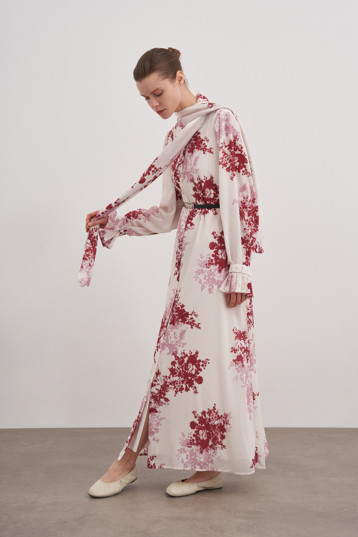 Şal Yakalı Desenli Elbise