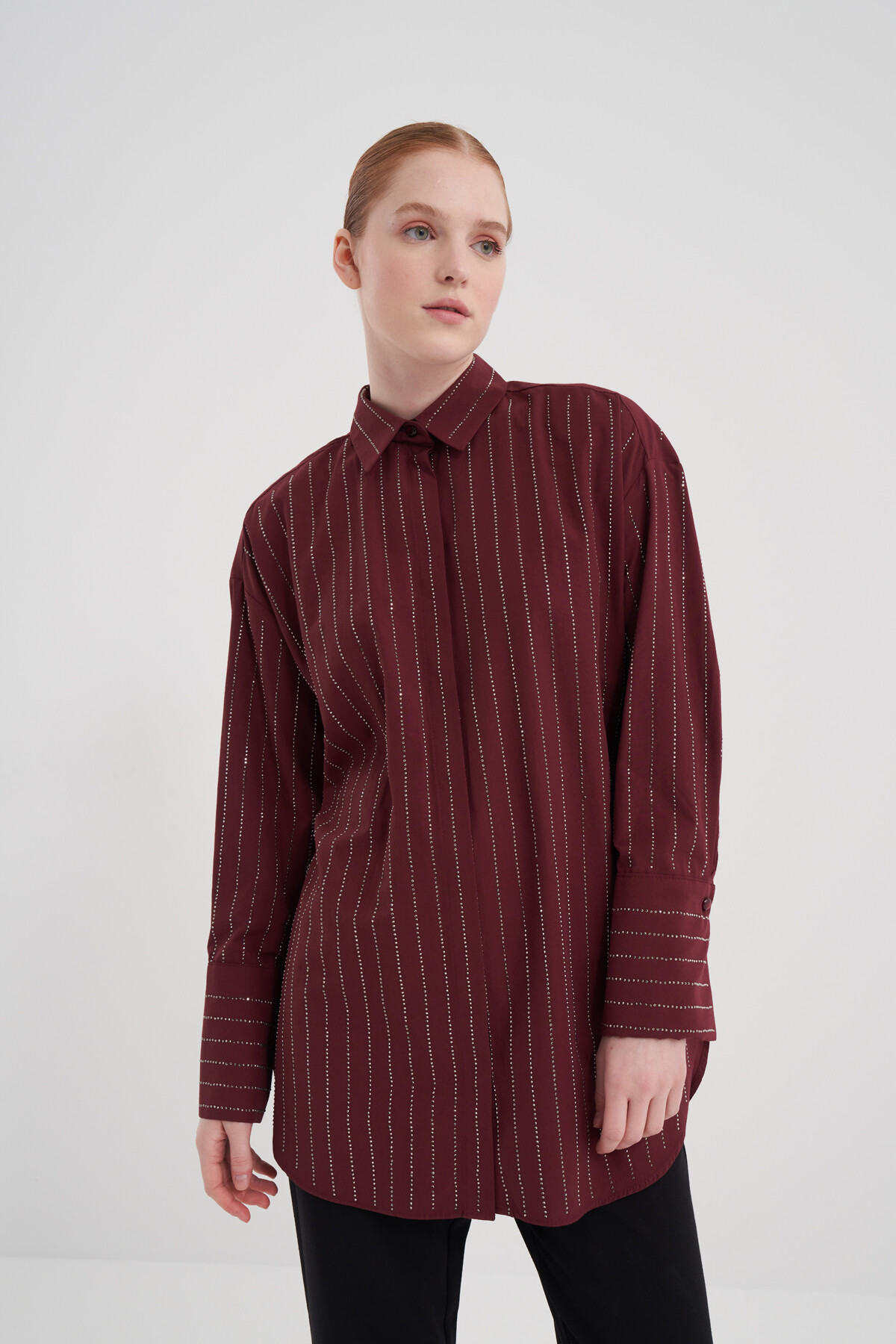 Taşlı Poplin Gömlek