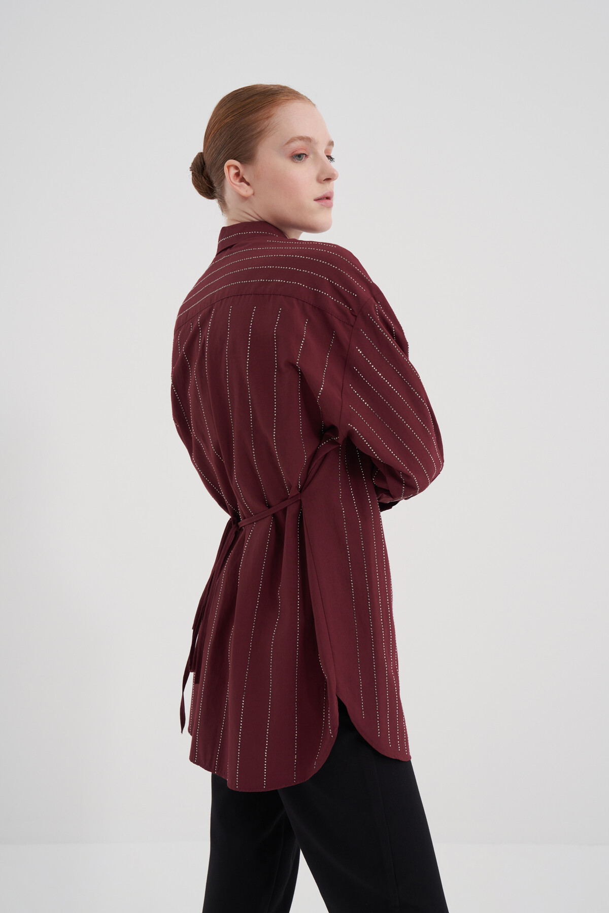 Taşlı Poplin Gömlek