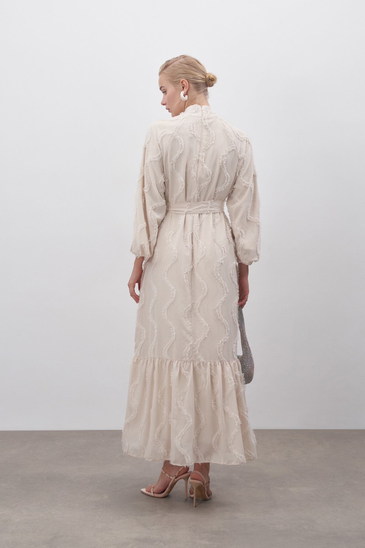 Güpür Detaylı Şifon Elbise