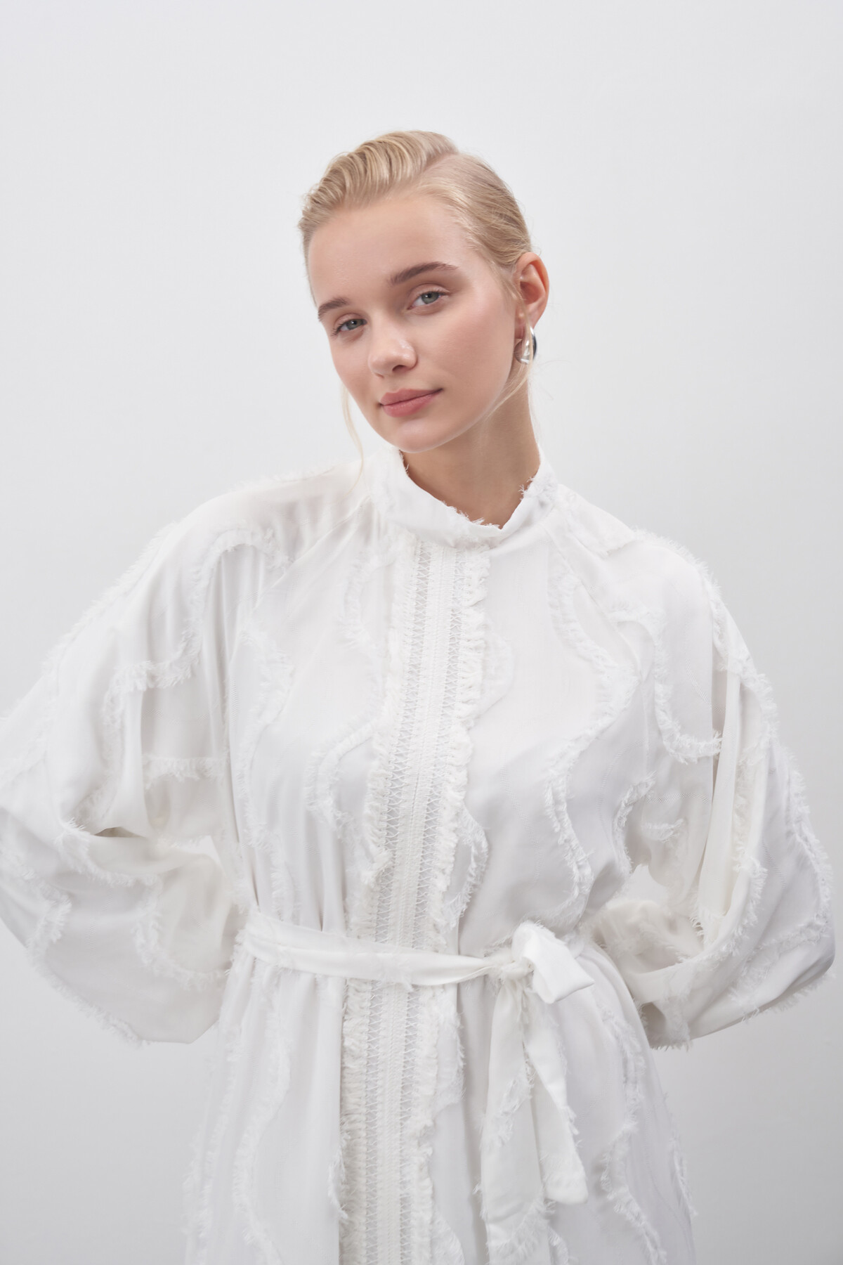 Güpür Detaylı Şifon Elbise