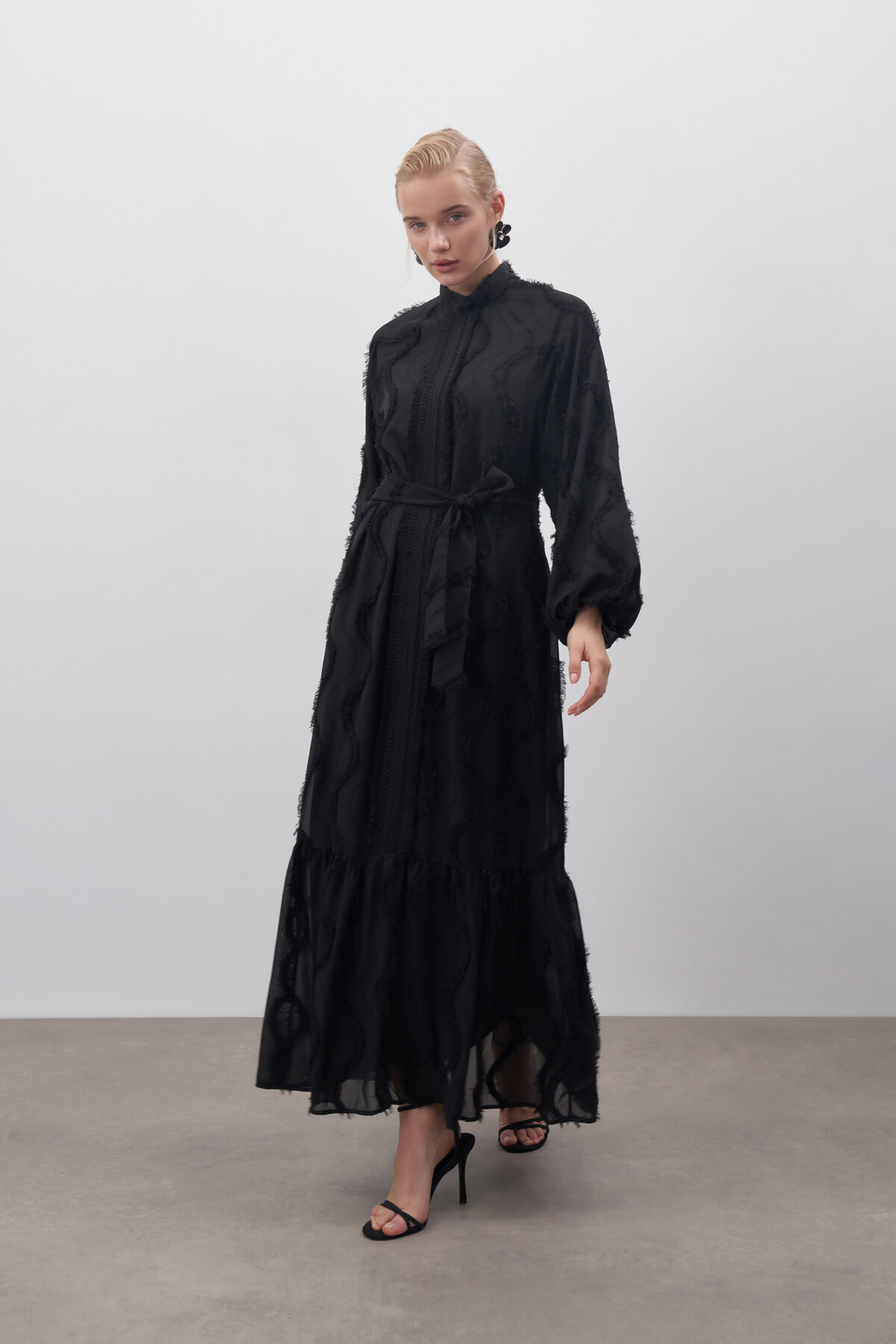 Güpür Detaylı Şifon Elbise