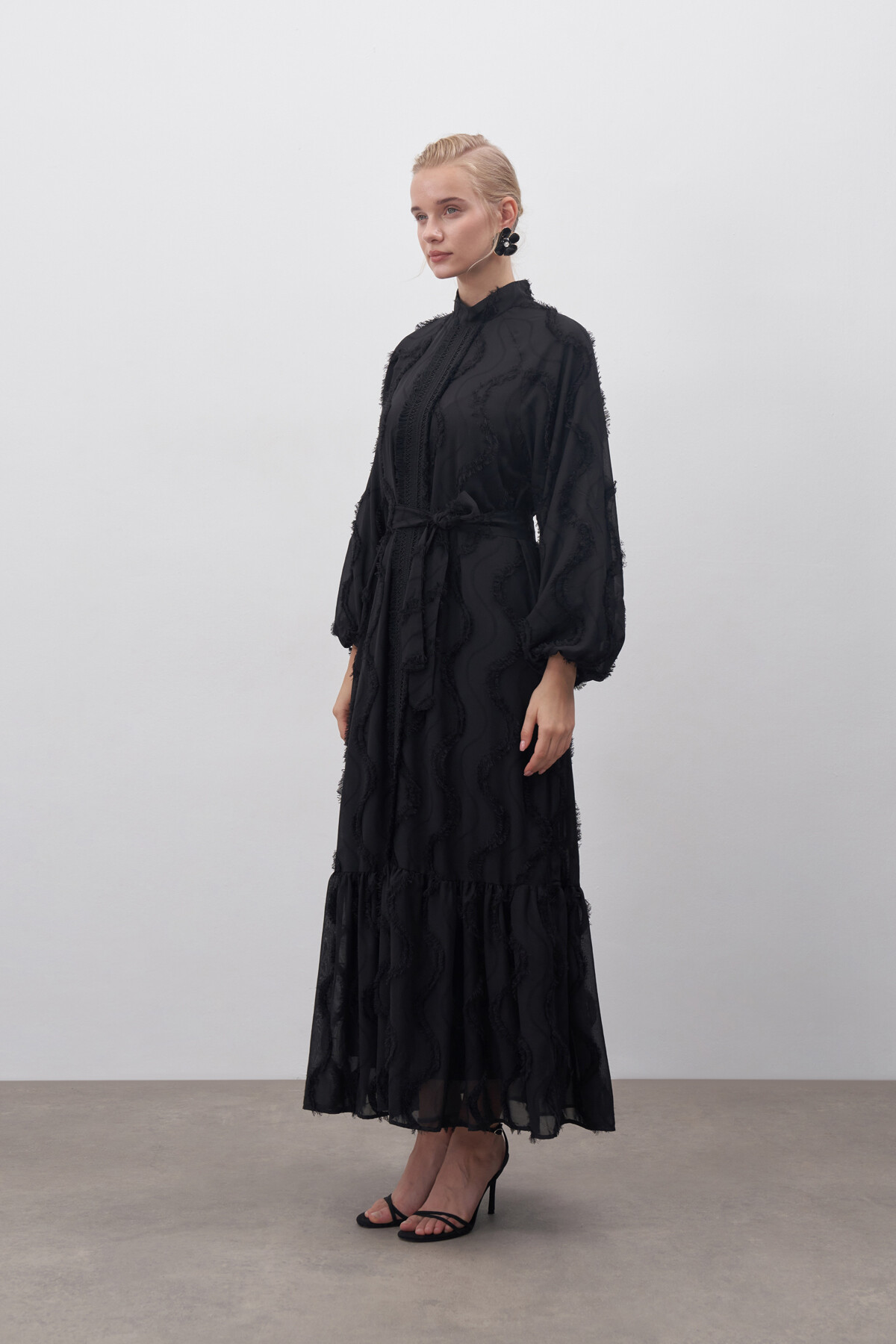 Güpür Detaylı Şifon Elbise