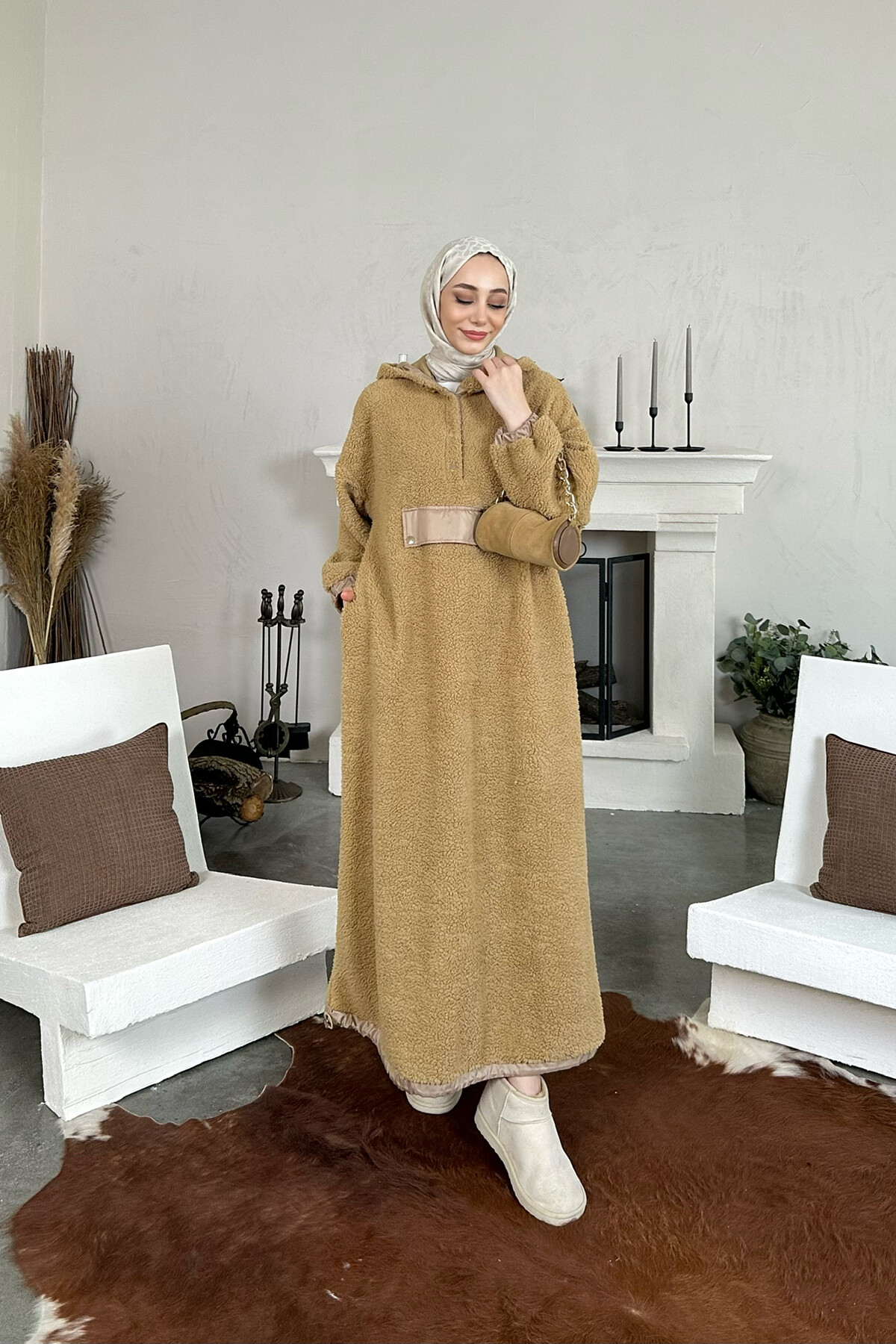 JASPER PELUŞ ELBİSE