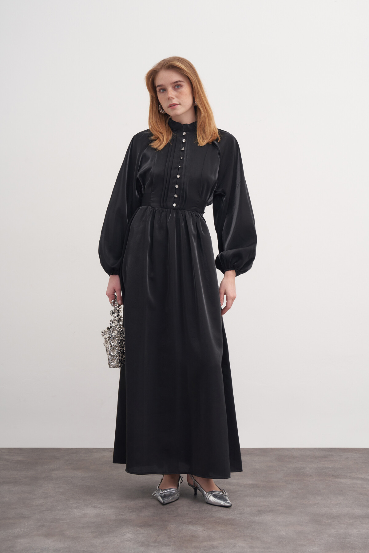 Saten Bağlamalı Abiye Elbise