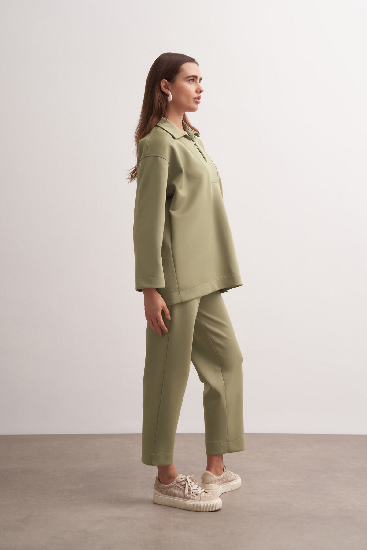 V Cut Scuba Double Suit