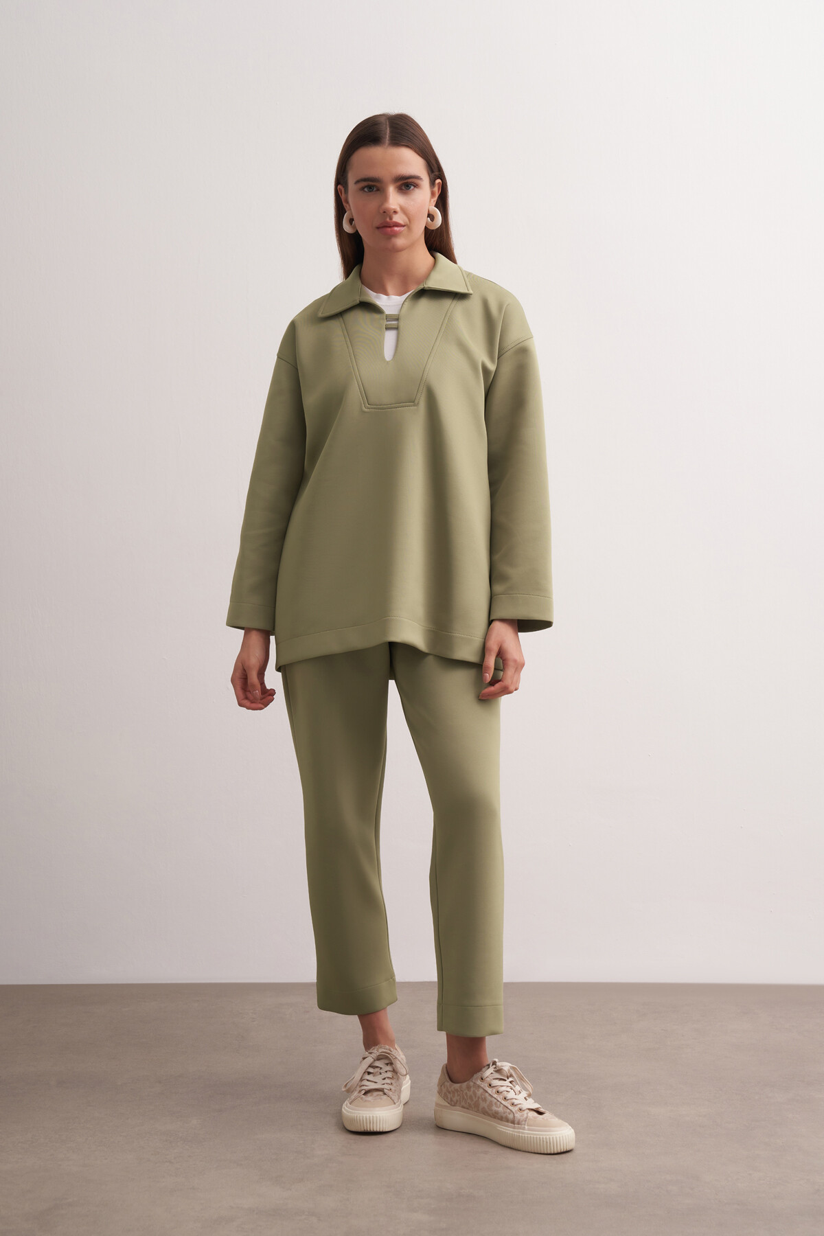 V Cut Scuba Double Suit