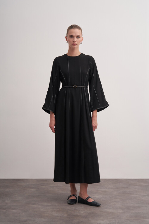 Şerit Detaylı Örme Kaşe Elbise