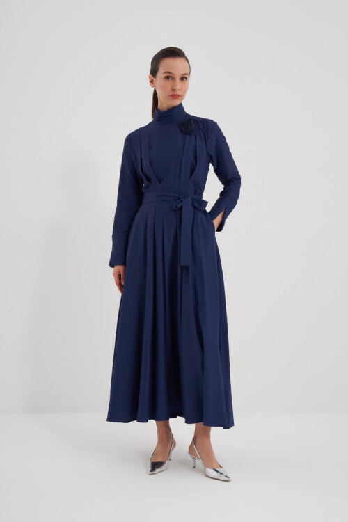 Göğüs Kısmı Pile Detaylı Elbise