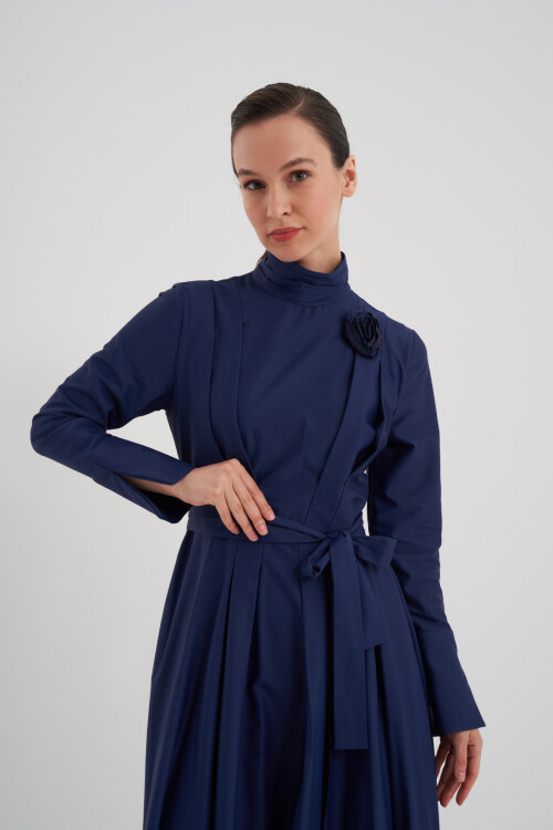 Göğüs Kısmı Pile Detaylı Elbise