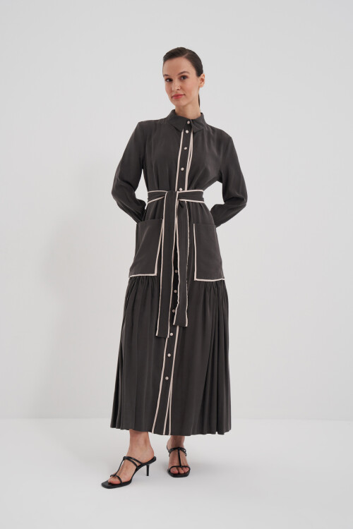 Cep Detaylı Boydan Düğmeli Elbise