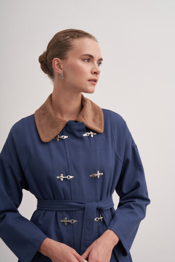 Kadife Detaylı Gabardin Ceket